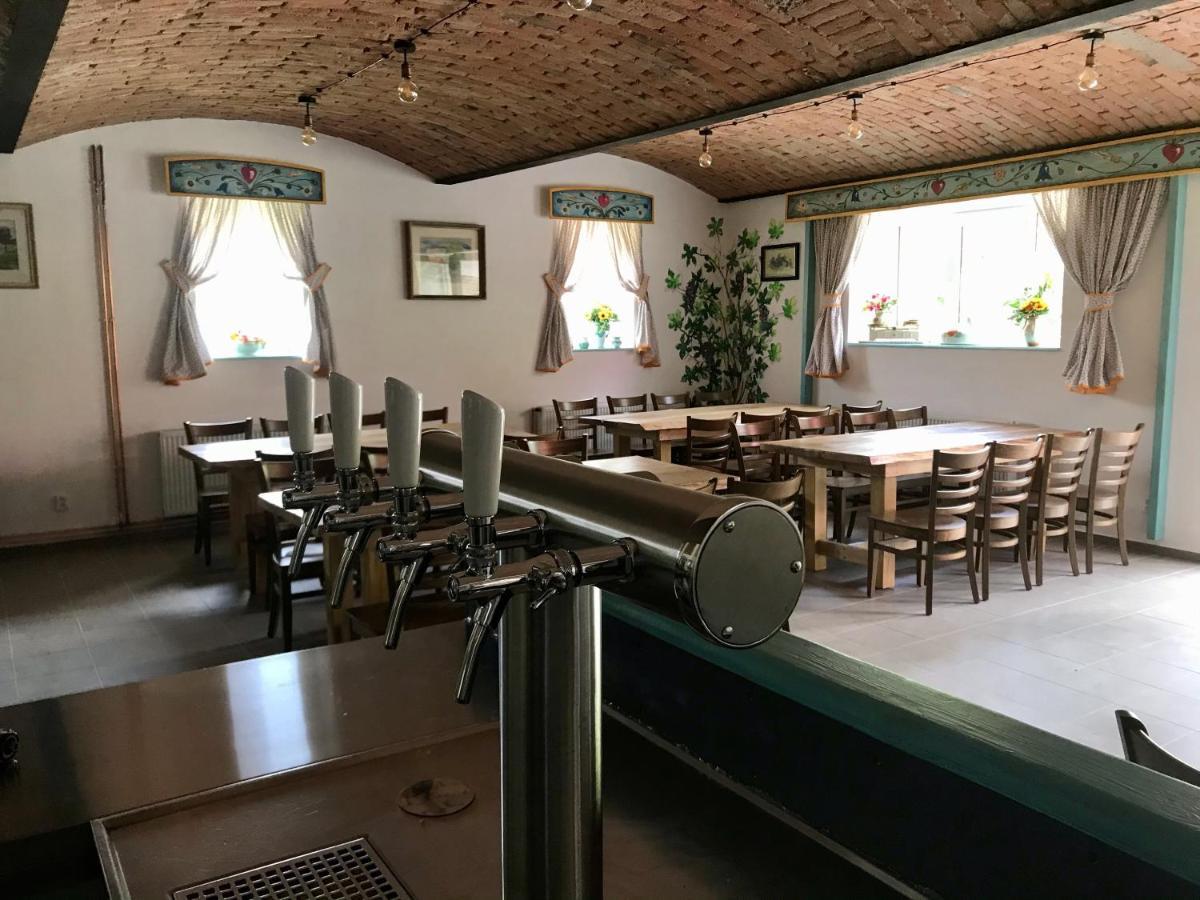 Bed and Breakfast Bendovsky Dvur Dusniky Zewnętrze zdjęcie